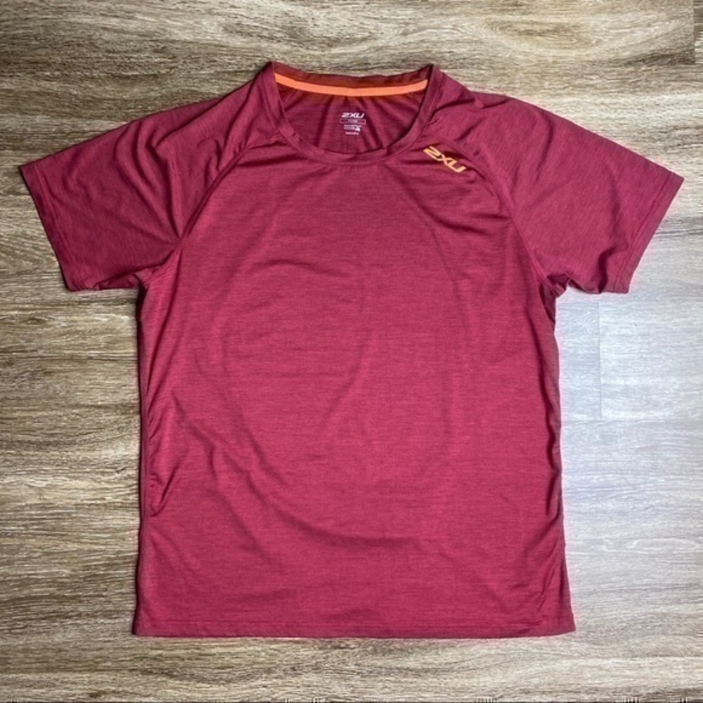 Men’s 2XU Short Sleeve Tee : Maroon : X-Large